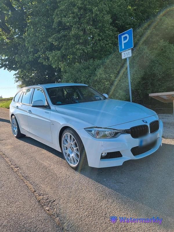 Weiß Gebraucht 2016 BMW 320 M Sport Kombi | 13.300 € (Superpreis) - Bild 1/4