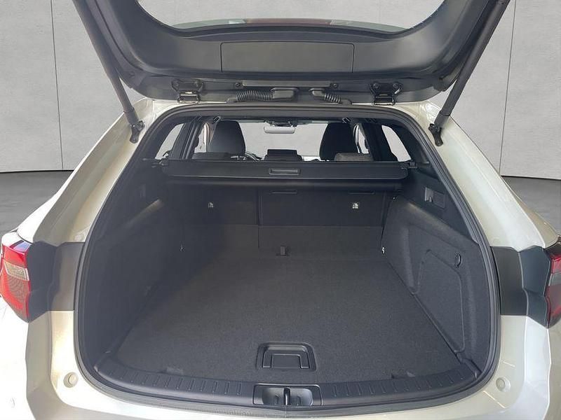 Neu Toyota Corolla 178 PS (130 kW) 2025 Weiß Kombi