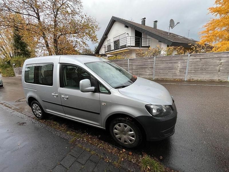 Gebraucht VW Caddy Trendline 105 PS (77 kW) 2012 Silber Van / Kleinbus