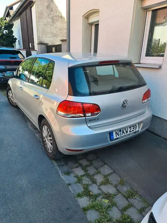Gebraucht VW Golf VI Trendline 86 PS (63 kW) 2011 Silber Kleinwagen