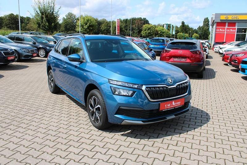 Blau Gebraucht 2021 Skoda Kamiq Drive SUV | 18.930 € (Fairer Preis) - Bild 1/4