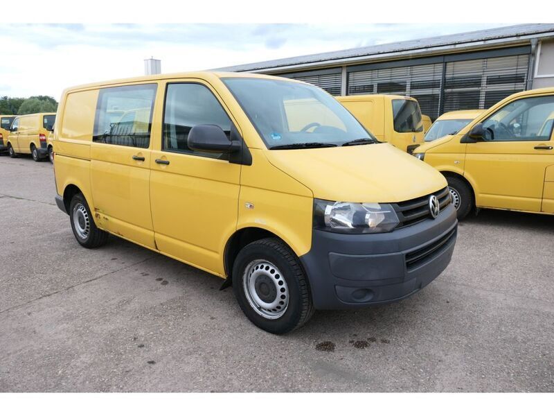 Gebraucht VW T5 84 PS (61 kW) 2010 Ginstergelb r1032 Van