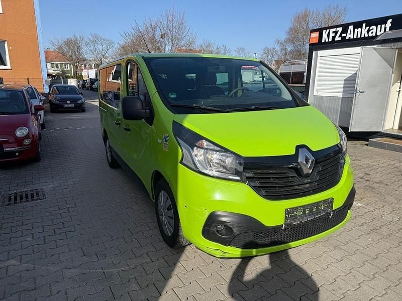 Gebraucht Renault Trafic 125 PS (91 kW) 2016 Grün Van / Kleinbus