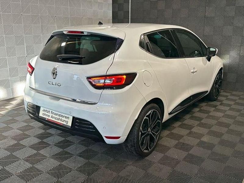Gebraucht Renault Clio IV Intens 90 PS (66 kW) 2019 Weiß Limousine