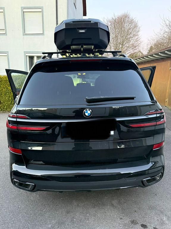 Gebraucht BMW X7 Performance 352 PS (258 kW) 2024 Schwarz SUV