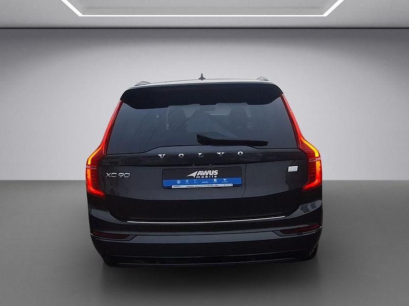 Second-hand Volvo XC90 Plus 455 CP (334 kW) 2022 Gri SUV