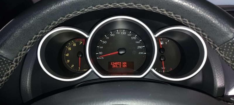 Gebraucht Renault Wind Dynamique 102 PS (75 kW) 2012 Cabrio