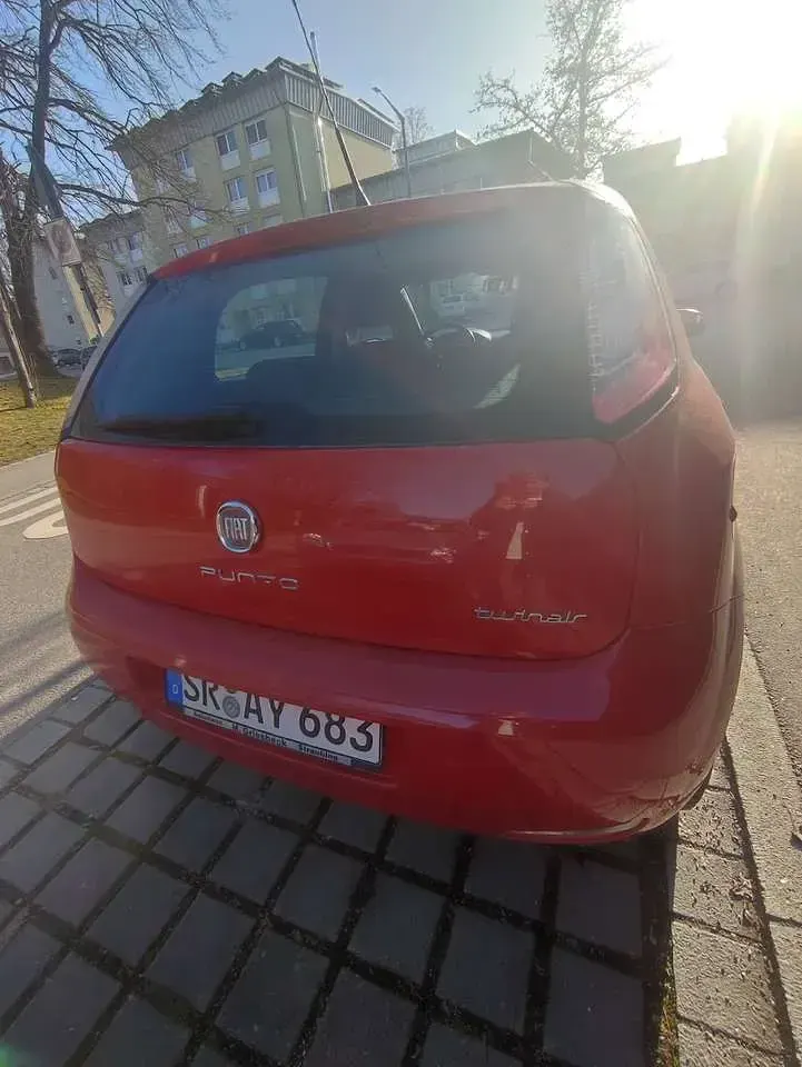 Gebraucht Fiat Punto 105 PS (77 kW) 2014 Rot Kleinwagen