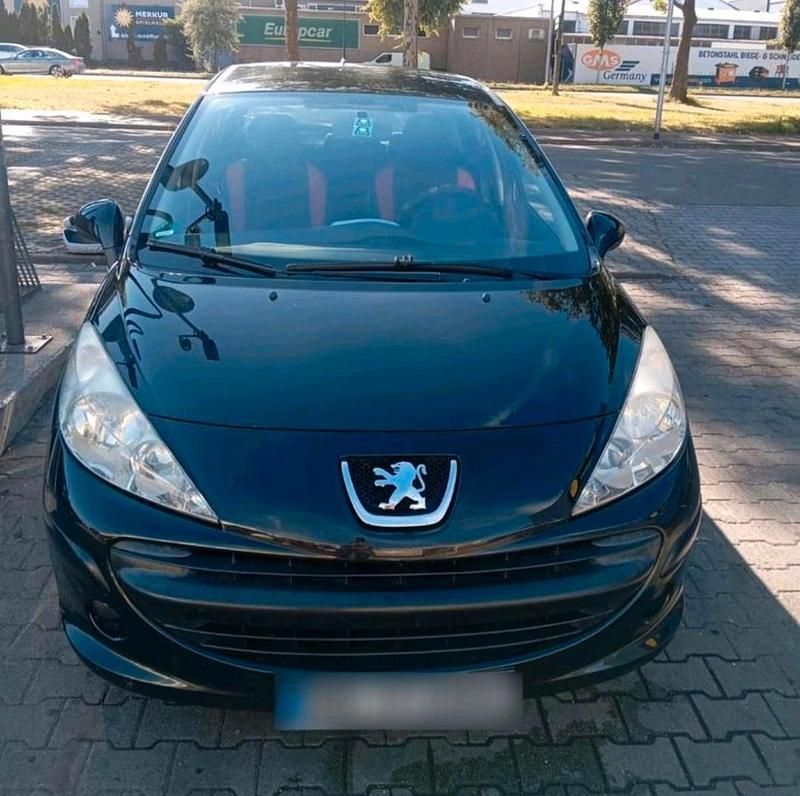 Gebraucht Peugeot 207 72 PS (52 kW) 2006 Schwarz Limousine