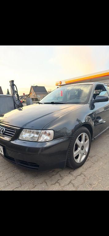 Gebraucht Audi A3 Comfort 101 PS (74 kW) 1999 Schwarz Kleinwagen