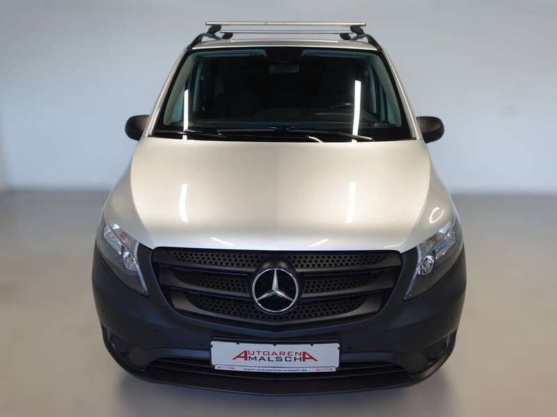 Gebraucht Mercedes Vito 136 PS (100 kW) 2021 Brillantsilber metallic Van