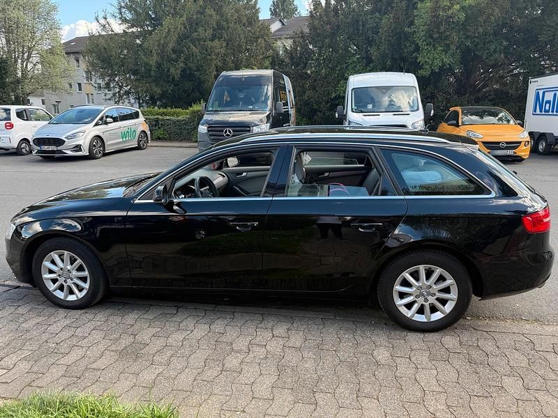 Gebraucht Audi A4 204 PS (150 kW) 2013 Schwarz Kombi