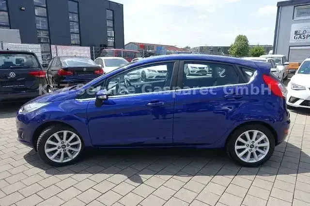Gebraucht Ford Fiesta Titanium 101 PS (74 kW) 2016 Blau Kleinwagen
