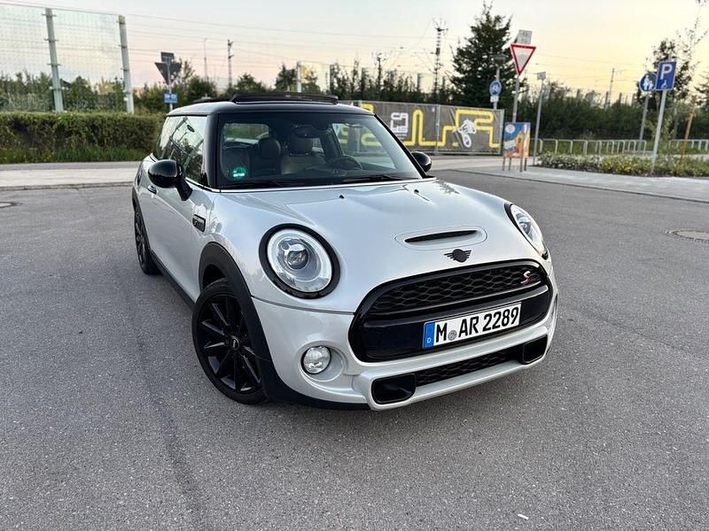 Silber Gebraucht 2015 Mini Cooper S Kleinwagen | 11.499 € (Guter Preis) - Bild 1/4