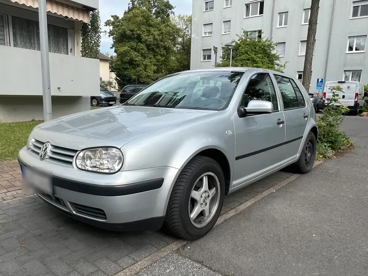 Gebraucht VW Golf IV 75 PS (55 kW) 2003 Silber Limousine