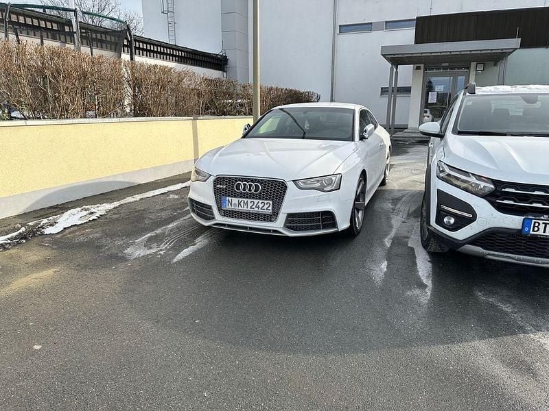 Weiß Gebraucht 2012 Audi RS5 Sport Coupé | 22.999 € (Superpreis) - Bild 1/4