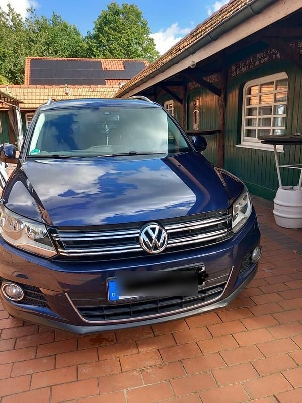 Blau Gebraucht 2014 VW Tiguan SUV | 13.500 € (Fairer Preis) - Bild 1/4
