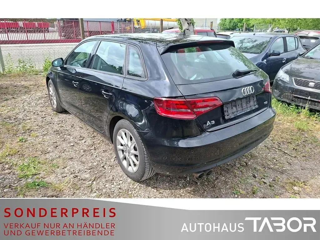 Gebraucht Audi A3 Attraction 150 PS (110 kW) 2014 Schwarz Limousine