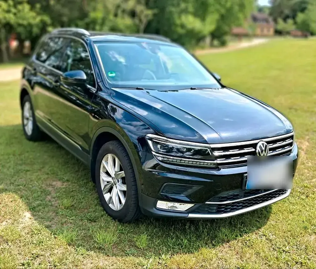 Gebraucht VW Tiguan Highline 150 PS (110 kW) 2016 Schwarz SUV