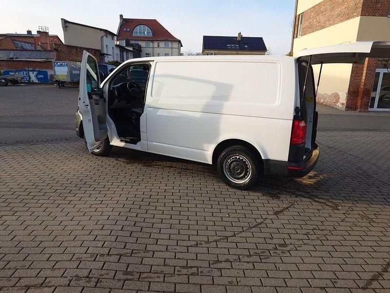 Gebraucht VW T6 140 PS (102 kW) 2016 Weiß Van
