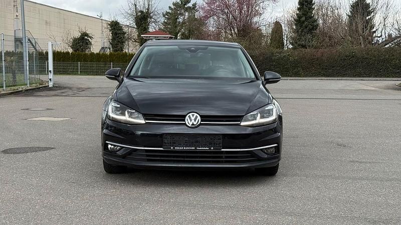 Gebraucht VW Golf VII Highline 150 PS (110 kW) 2019 Schwarz Limousine