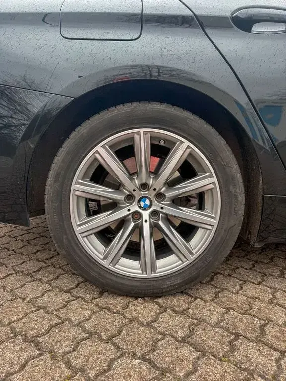 Gebraucht BMW 530 252 PS (185 kW) 2019 Schwarz Kombi