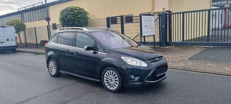 Schwarz Gebraucht 2011 Ford Grand C-Max Titanium Van / Kleinbus | 3.900 € (Guter Preis) - Bild 1/4
