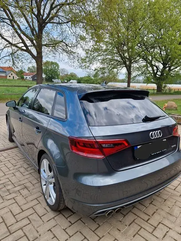 Gebraucht Audi A3 S-Line 184 PS (135 kW) 2015 Grau Limousine