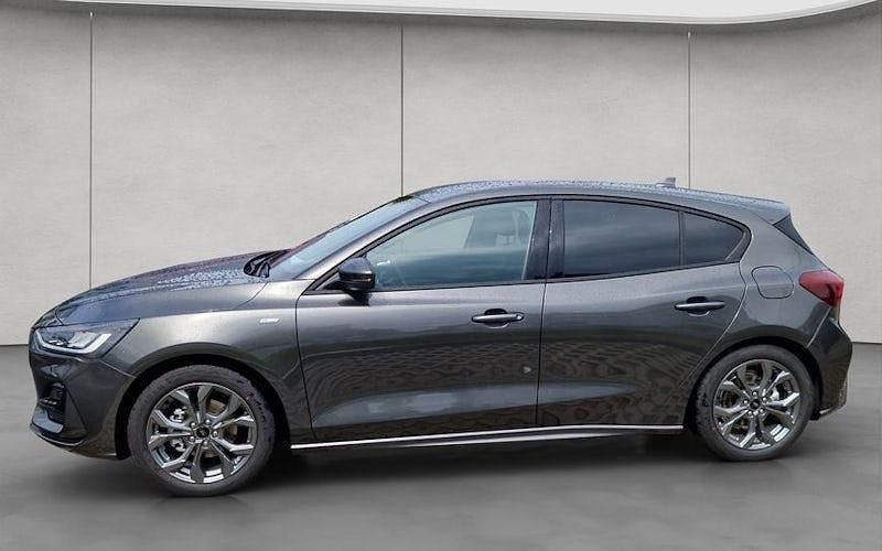 Neu Ford Focus ST-Line 125 PS (91 kW) 2025 Grau Limousine