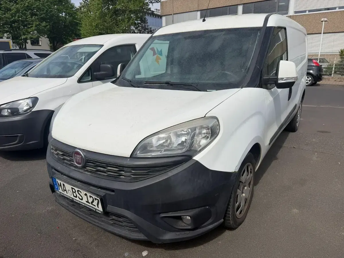 Gebraucht Fiat Doblò 101 PS (74 kW) 2016 Weiß Van / Kleinbus