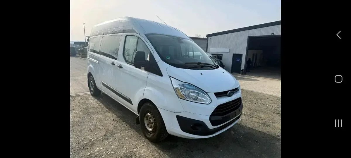 Gebraucht Ford Transit Custom 125 PS (91 kW) 2015 Weiß Van / Kleinbus