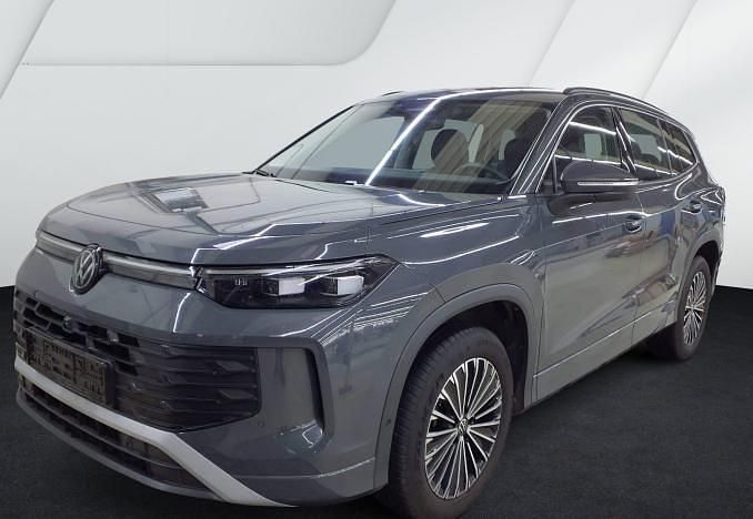 Gebraucht VW Tayron Life 150 PS (110 kW) 2025 Delfingrau metallic SUV