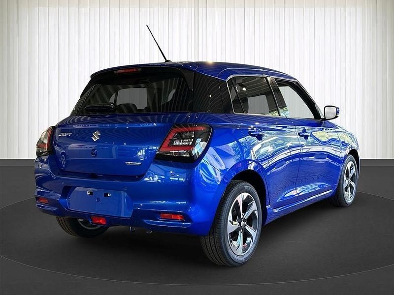 Neu Suzuki Swift Comfort+ 83 PS (61 kW) 2025 Blau Kleinwagen