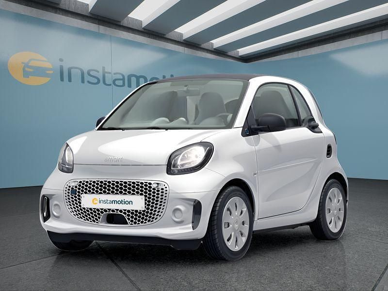 Weiß Gebraucht 2021 Smart ForTwo Electric Drive Kleinwagen | 8.749 € (Fairer Preis) - Bild 1/4