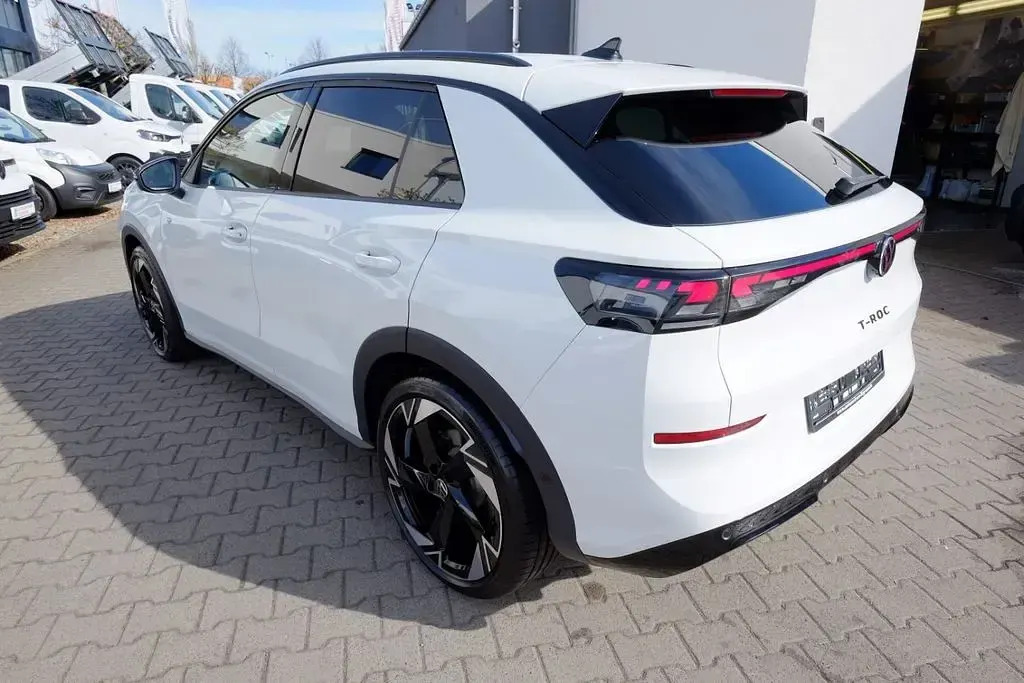 Gebraucht VW T-Roc R-line 150 PS (110 kW) 2026 Weiß SUV