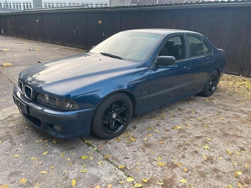 Blau Gebraucht 1999 BMW 528 M Sport Limousine | 2.350 € (Superpreis) - Bild 1/4