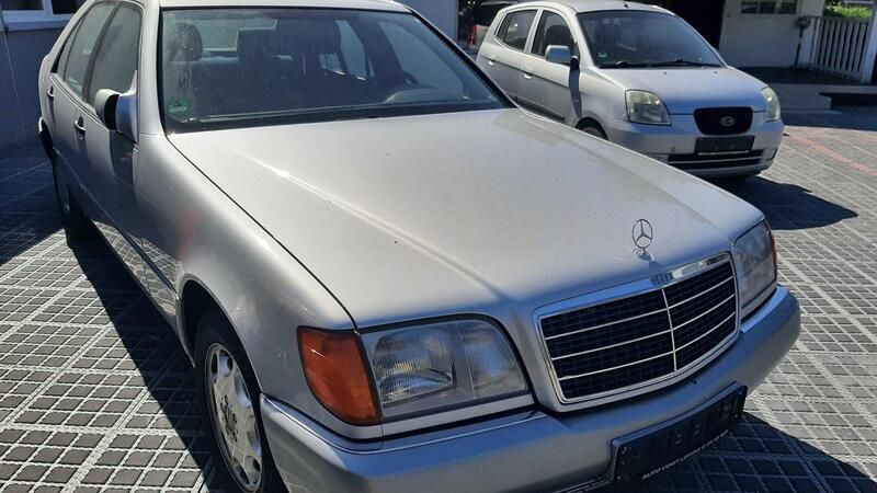 Silber Gebraucht 1992 Mercedes 420 SE Limousine | 11.990 € - Bild 1/4
