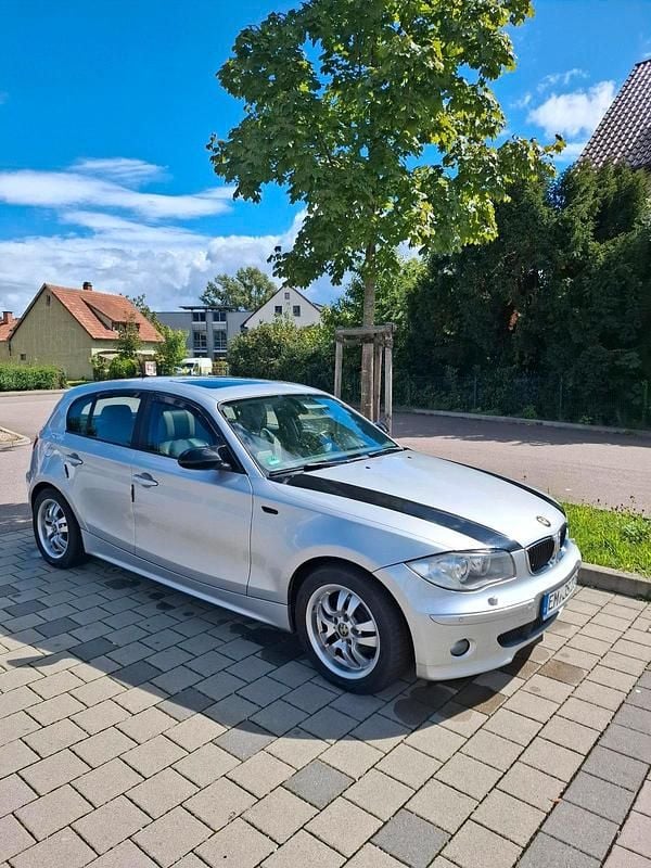 Silber Gebraucht 2004 BMW 120 Kleinwagen | 2.800 € (Guter Preis) - Bild 1/4
