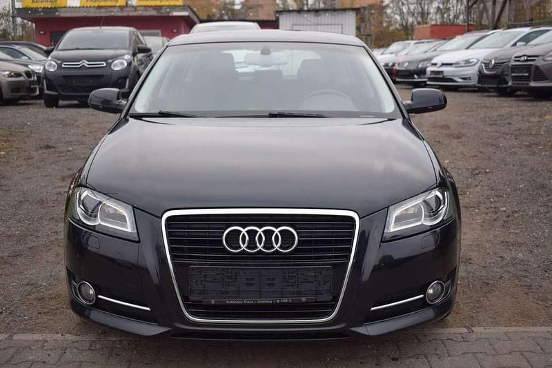 Schwarz Gebraucht 2012 Audi A3 Ambition Kombi | 7.999 € (Fairer Preis) - Bild 1/4