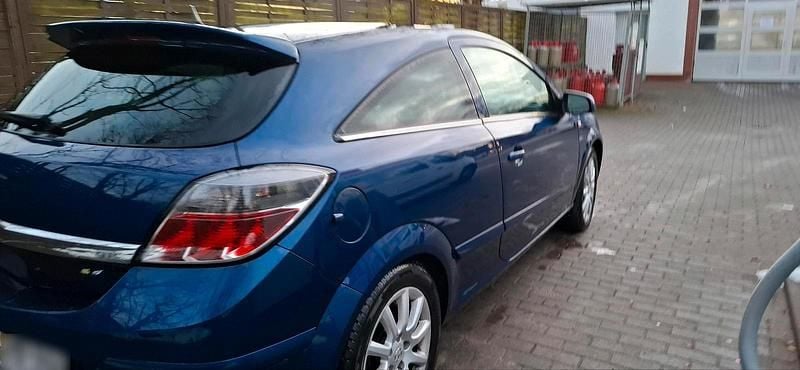 Gebraucht Opel Astra GTC 140 PS (102 kW) 2009 Blau Coupé