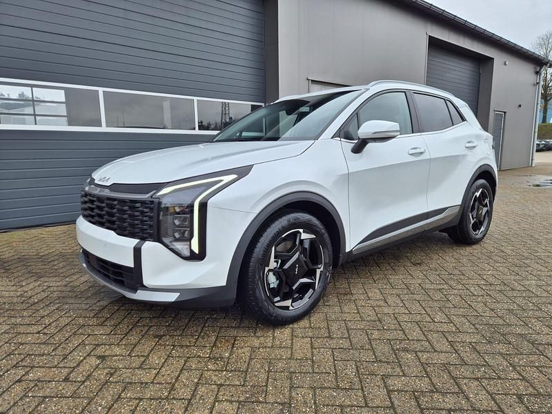 Neu Kia Sportage Spirit 150 PS (110 kW) 2026 Deluxeweiß metallic SUV