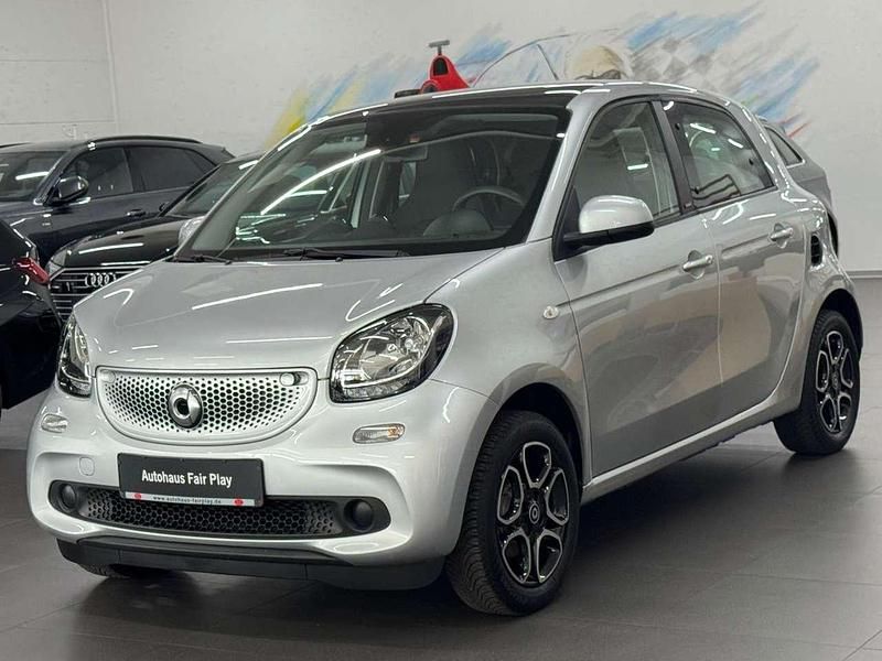Cool silver Gebraucht 2019 Smart ForFour Prime Kleinwagen | 12.990 € (Fairer Preis) - Bild 1/4