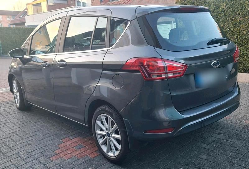 Gebraucht Ford B-MAX Titanium 105 PS (77 kW) 2016 Grau Van / Kleinbus