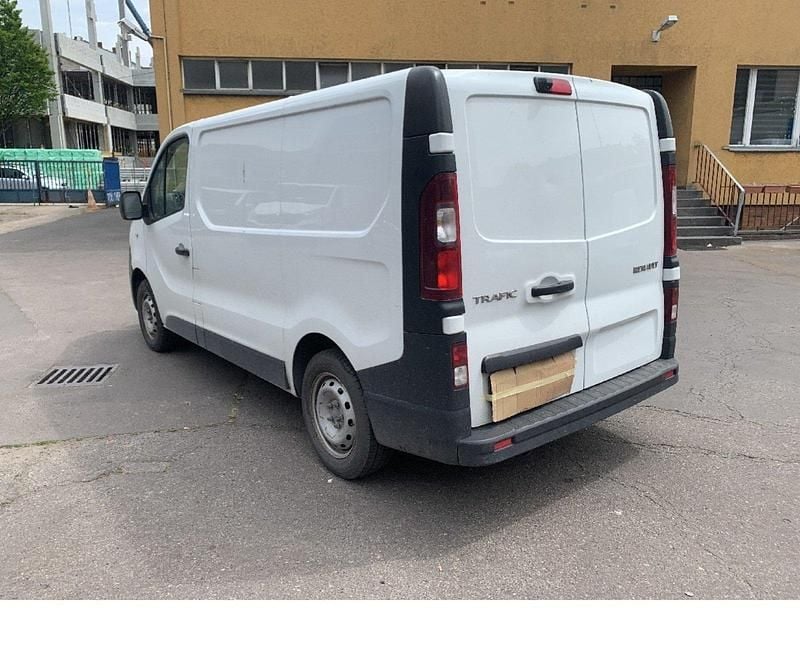 Gebraucht Renault Trafic 95 PS (69 kW) 2019 Weiß Van / Kleinbus