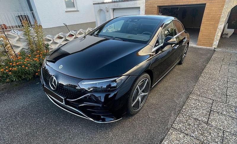 Schwarz Gebraucht 2022 Mercedes EQE350 AMG Limousine | 49.900 € (Fairer Preis) - Bild 1/4