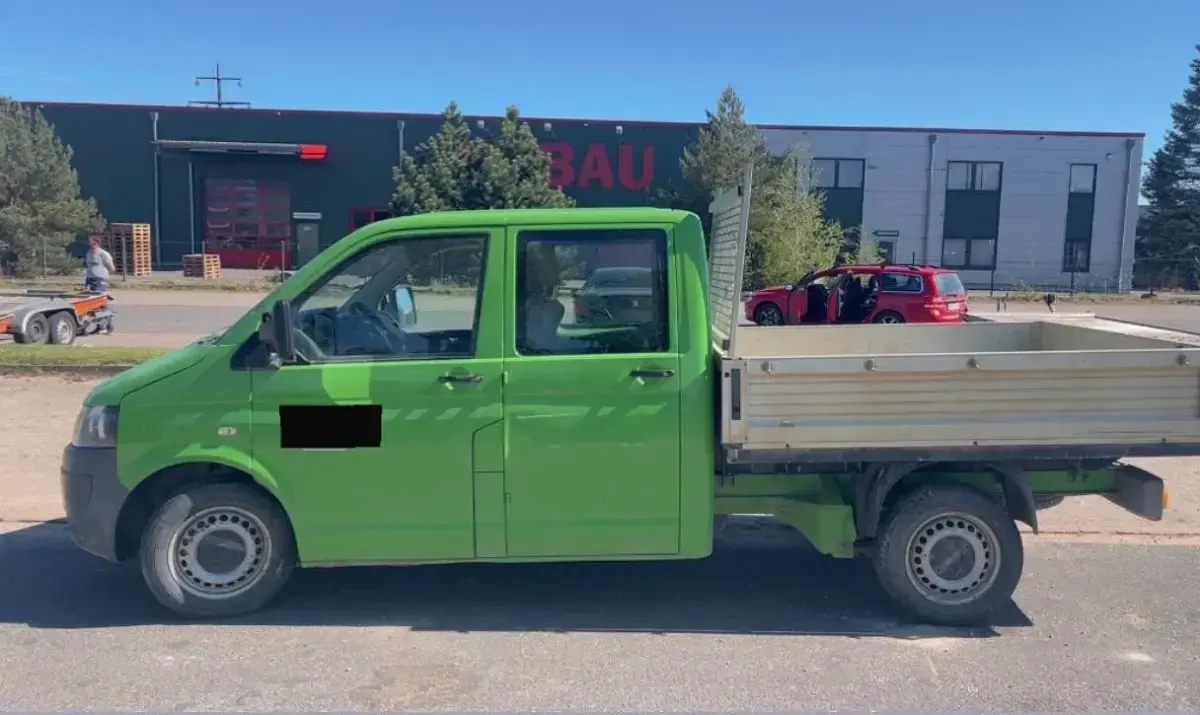 Usado VW Transporter 101 HP (74 kW) 2012 Verde Van
