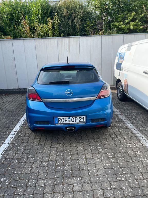 Blau Gebraucht 2009 Opel Astra GTC OPC Coupé | 5.600 € (Guter Preis) - Bild 1/4