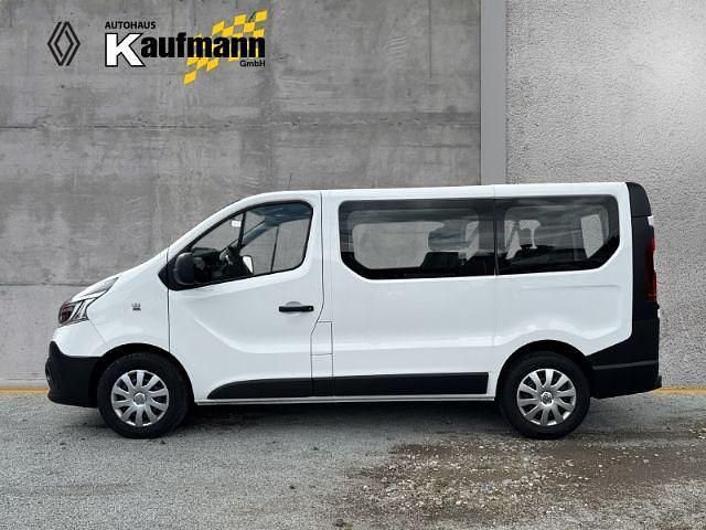 Gebraucht Renault Trafic Life 120 PS (88 kW) 2019 Weiss Van / Kleinbus