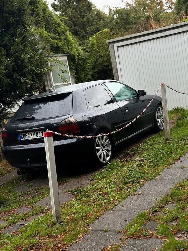 Schwarz Gebraucht 2001 Audi A3 Coupé | 2.000 € (Fairer Preis) - Bild 1/3