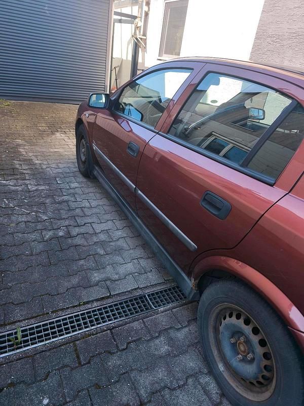 Gebraucht Opel Astra 84 PS (61 kW) 2001 Limousine